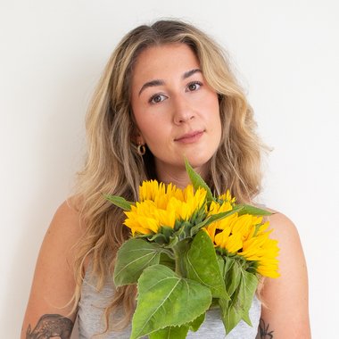 MaddieNCreative - Freelance Podcast Producer