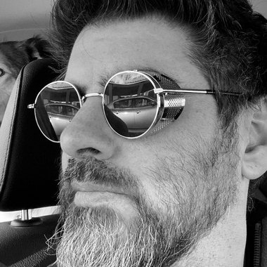 Jeff F. - Freelance Filmmaker