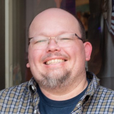 Daniel G. - Freelance Designer