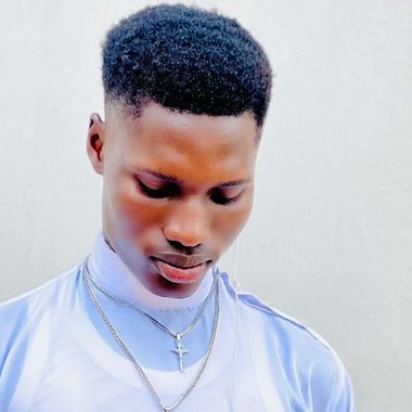 Oguntade A. - Freelance Social Media Freelancer