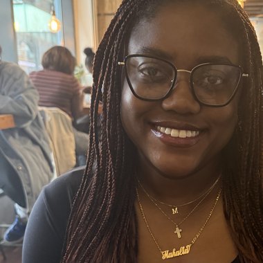 Mahalia M. - Freelance Brand Designer