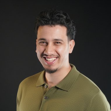 Zakariyae E. - Freelance Videographer