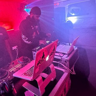 Mahad H. - Freelance Copywriter