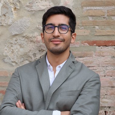 ALAM P. - Freelance Designer