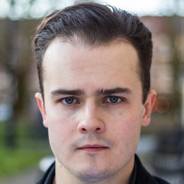 Tom B. - Freelance Singer