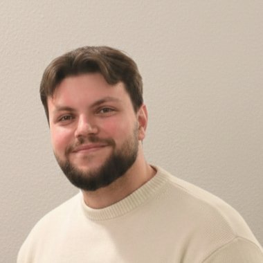 Diyan P. - Freelance Content Strategist