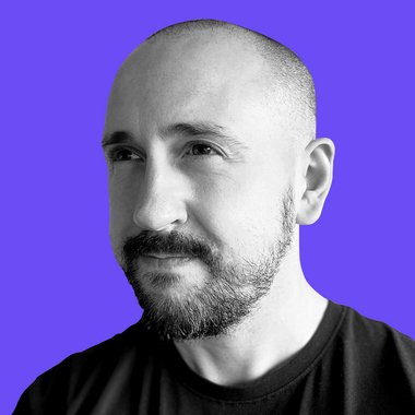 DesignWithRoar - Freelance Graphic Designer