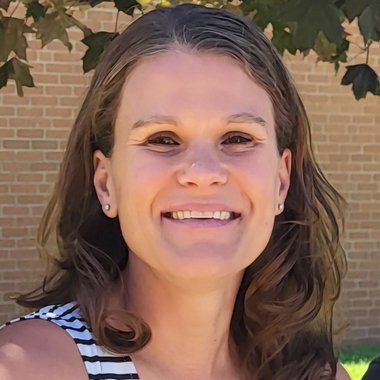 Alison Z. - Freelance Marketing Analyst