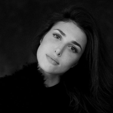 Irina P. - Freelance Interior Designer