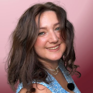 Laura D. - Freelance Content Creator