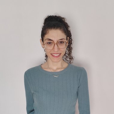 Elena S. - Freelance Digital Marketer