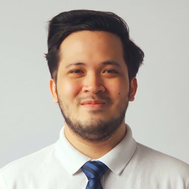 CRISTOPHER G. - Freelance Graphic Designer