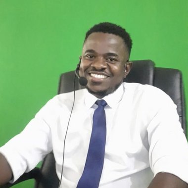 rmeezay3926 - Freelance Video Editor