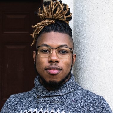 Derrick L. - Freelance Graphic Designer