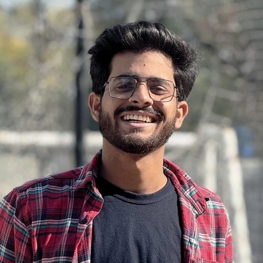 Saaid K. - Freelance Pitch Deck Designer