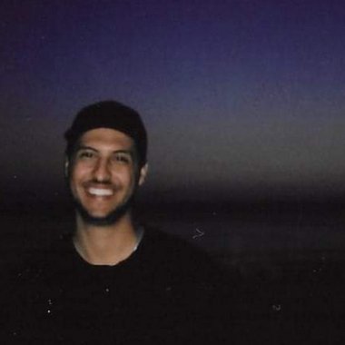 Tiago V. - Freelance Video Editor