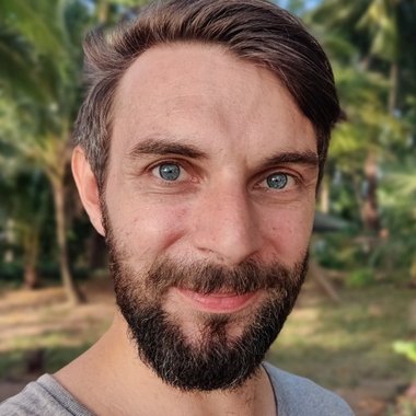 Alexis B. - Freelance Web Developer