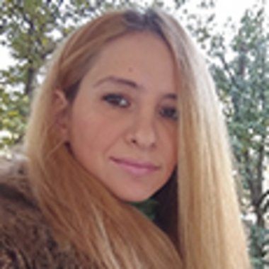 Ana C. - Freelance Web Developer