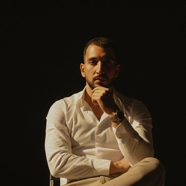 Mekki A. - Freelance Graphic Designer