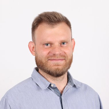 Oleh T. - Freelance Motion Graphic Designer