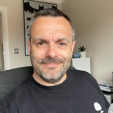 philainley72 - Freelance Graphic Designer