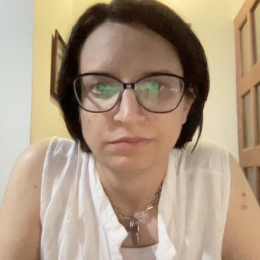 Alexandra J. - Freelance Writer