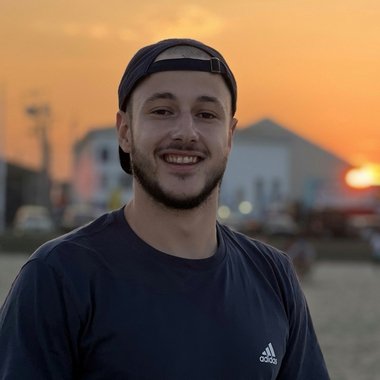 Milos P. - Freelance Web Designer