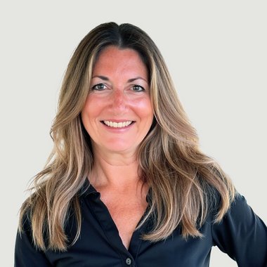 Susan M. - Freelance Brand Designer