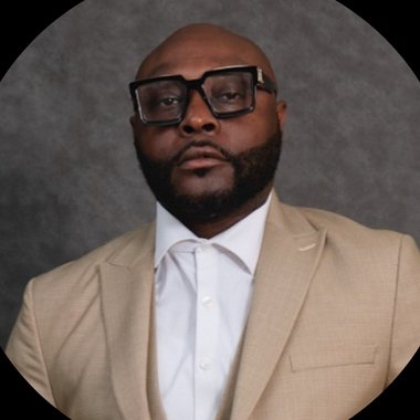 Eugene R. - Freelance Copywriter