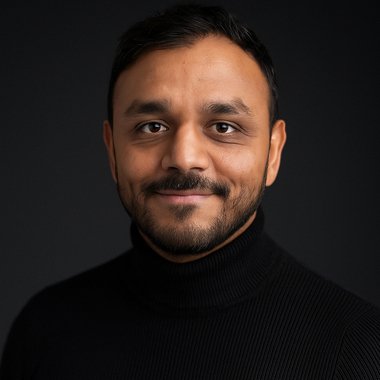 Varit P. - Freelance Web Developer