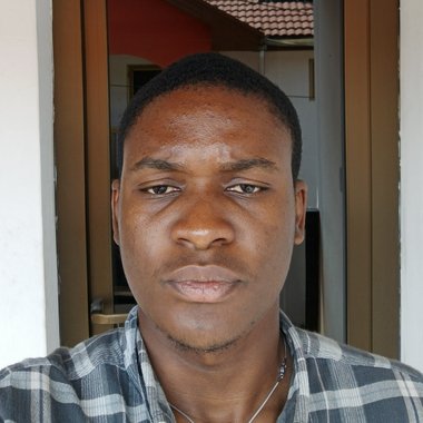 Lemuel A. - Freelance Ui Designer