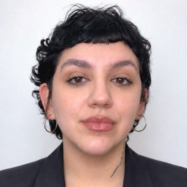 Nicole I. - Freelance Brand Designer