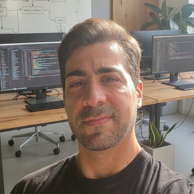 Carlos G. - Freelance Web Developer