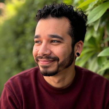 Aaron B. - Freelance Video Editor