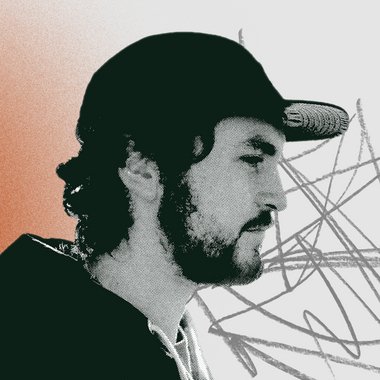 Camilo M. - Freelance Graphic Designer