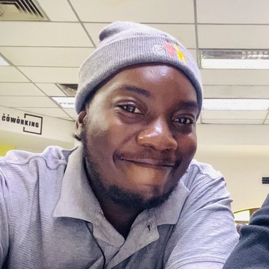 nigel c. - Freelance Web Designer