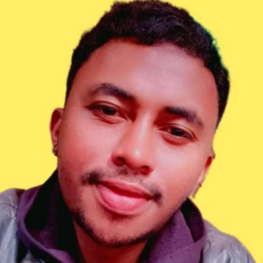 fetraniaina - Freelance Social Media Freelancer