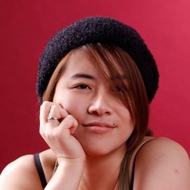 cheri - Freelance Graphic Designer