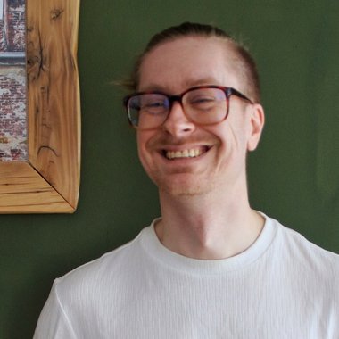 madsmoody - Freelance Copywriter