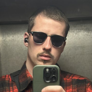 Mark A. - Freelance Content Creator