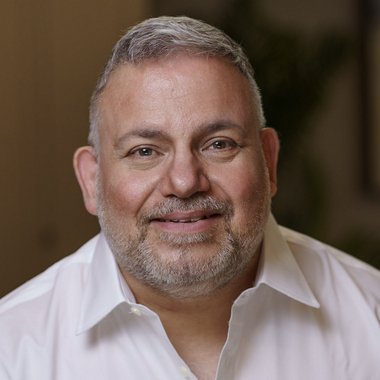 Vince C. - Freelance Online Trainer