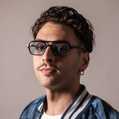 Martin V. - Freelance Mixing Engineer