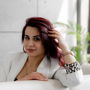 Syuzi M. - Freelance Pr Freelancer