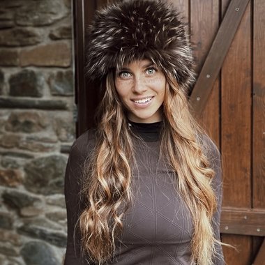 Chloe B. - Freelance Photoshop Editor