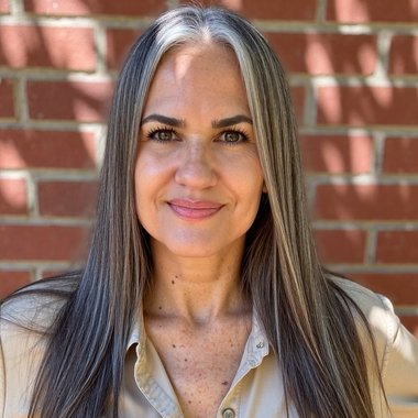 Daniella C. - Freelance Social Media Manager