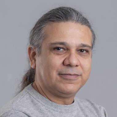 Yasser S. - Freelance Creative Director