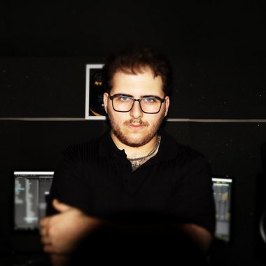 Lorenzo (. - Freelance Music Producer