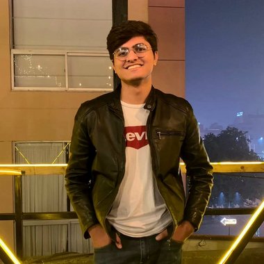 Talha H. - Freelance Data Scientist