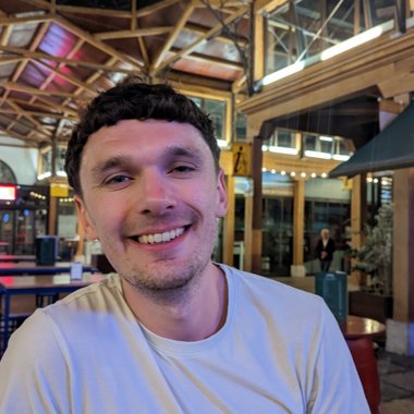 Sam K. - Freelance Graphic Designer