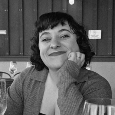 Michaila O. - Freelance Graphic Designer